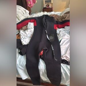 Child’s Black and Red Wetsuit size 8 new
